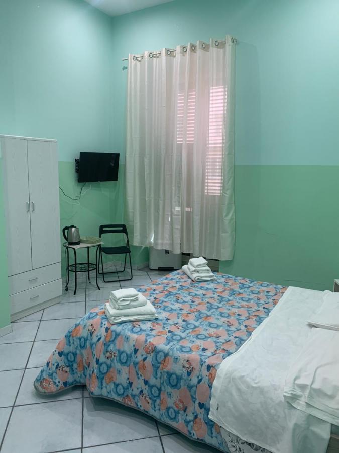 Guesthouse Re Ferdinando Napoli Esterno foto